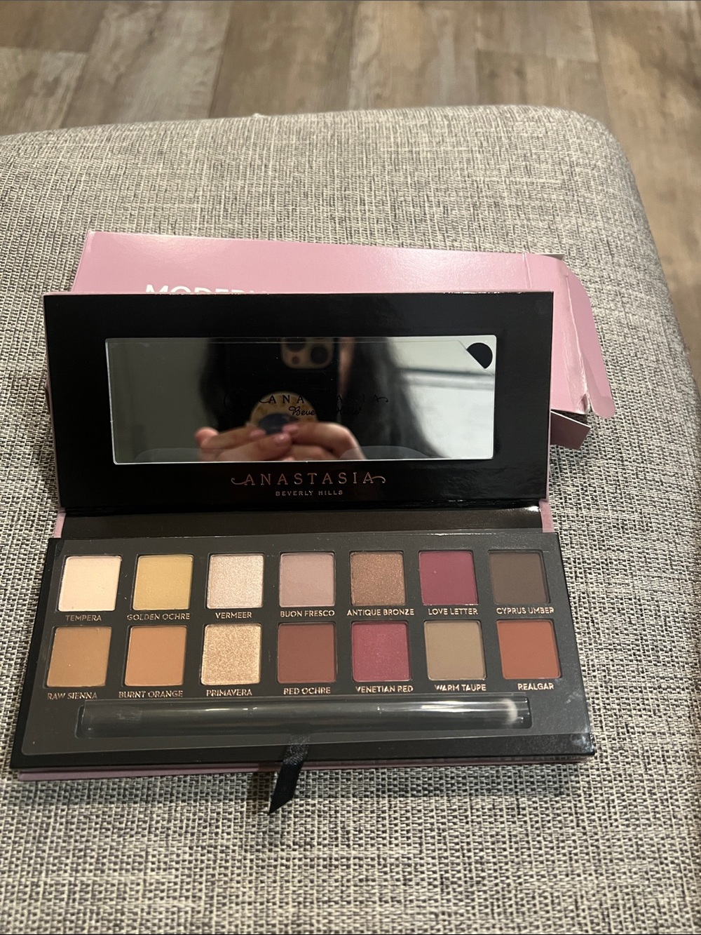 BRAND NEW (never used) Anastasia Beverly Hills Eyeshadow Palette